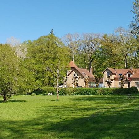 Gîte dans un Domaine Historique Chevreuse Extérieur photo