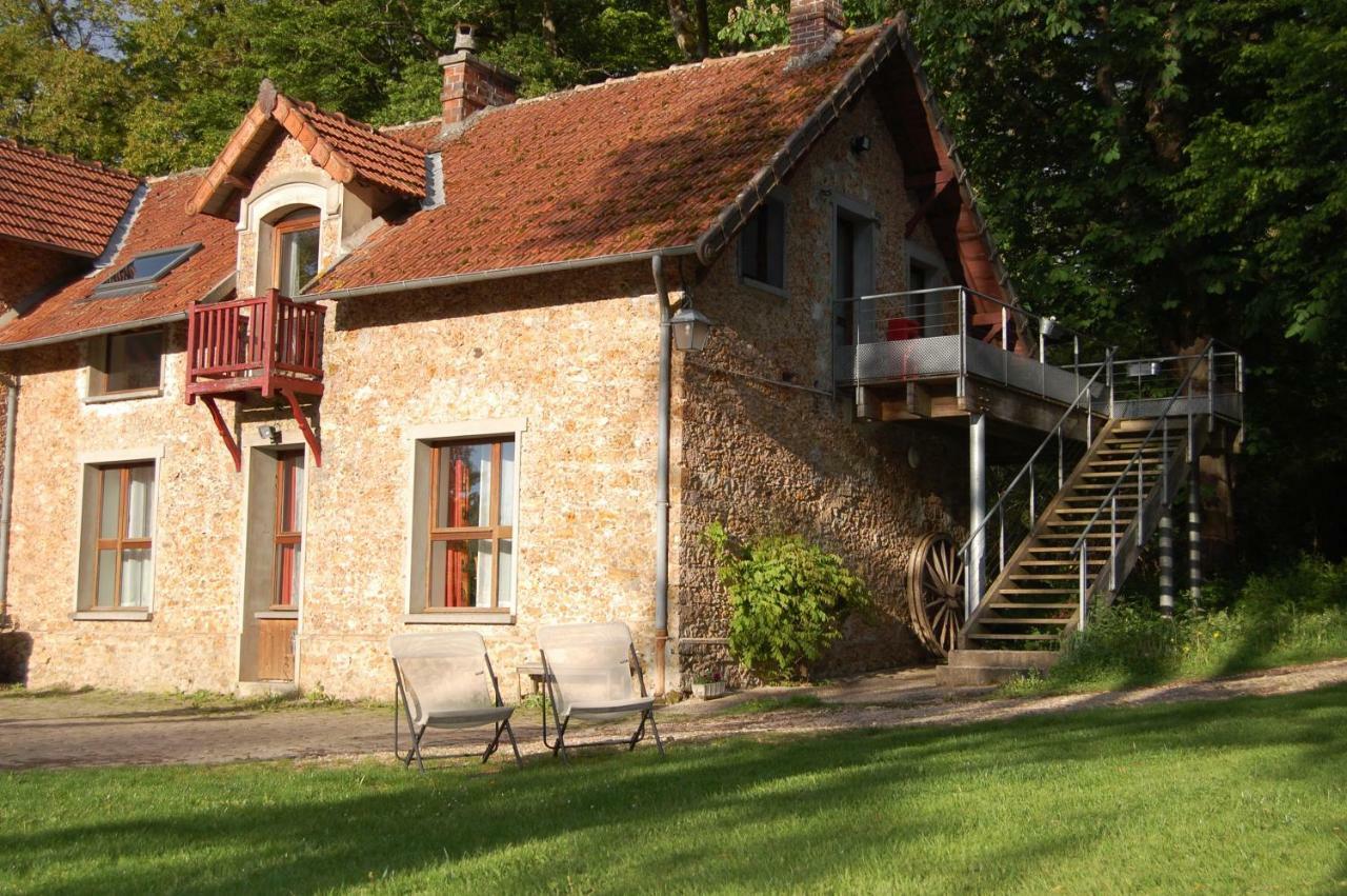 Gîte dans un Domaine Historique Chevreuse Extérieur photo